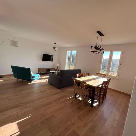 בורם-לה-מימוזה Appartement Unique Dans Le Domaine De La Sangliere מראה חיצוני תמונה
